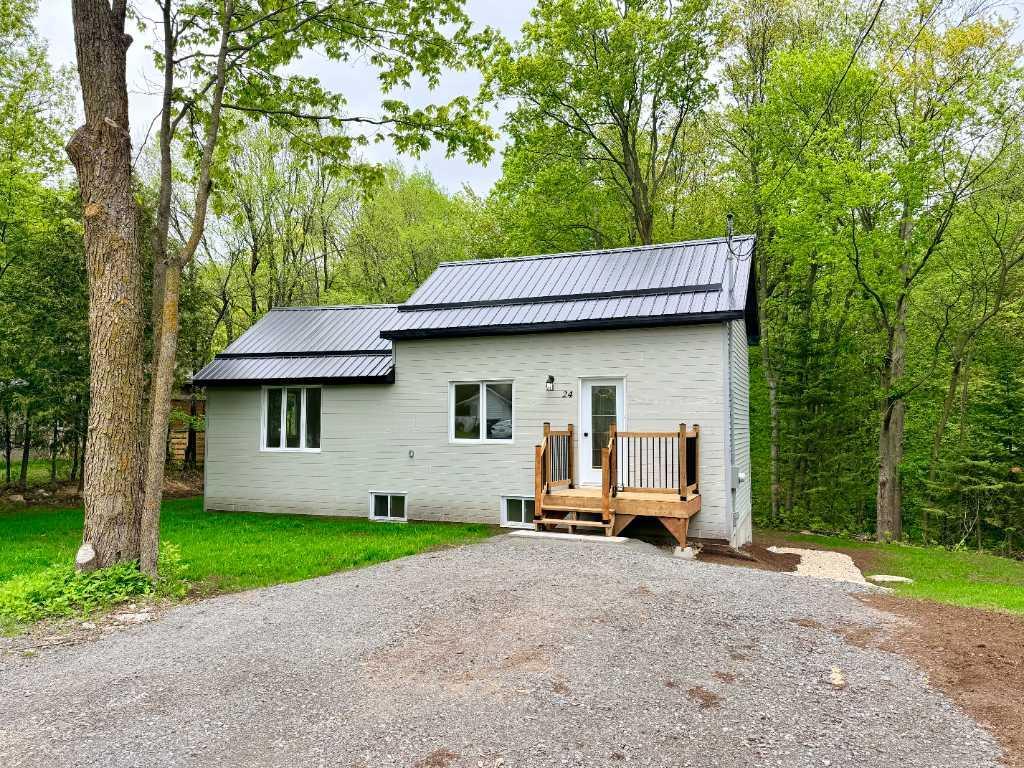 24 Québec 341, Saint-Roch-de-l'Achigan, QC, Canada — photo 3