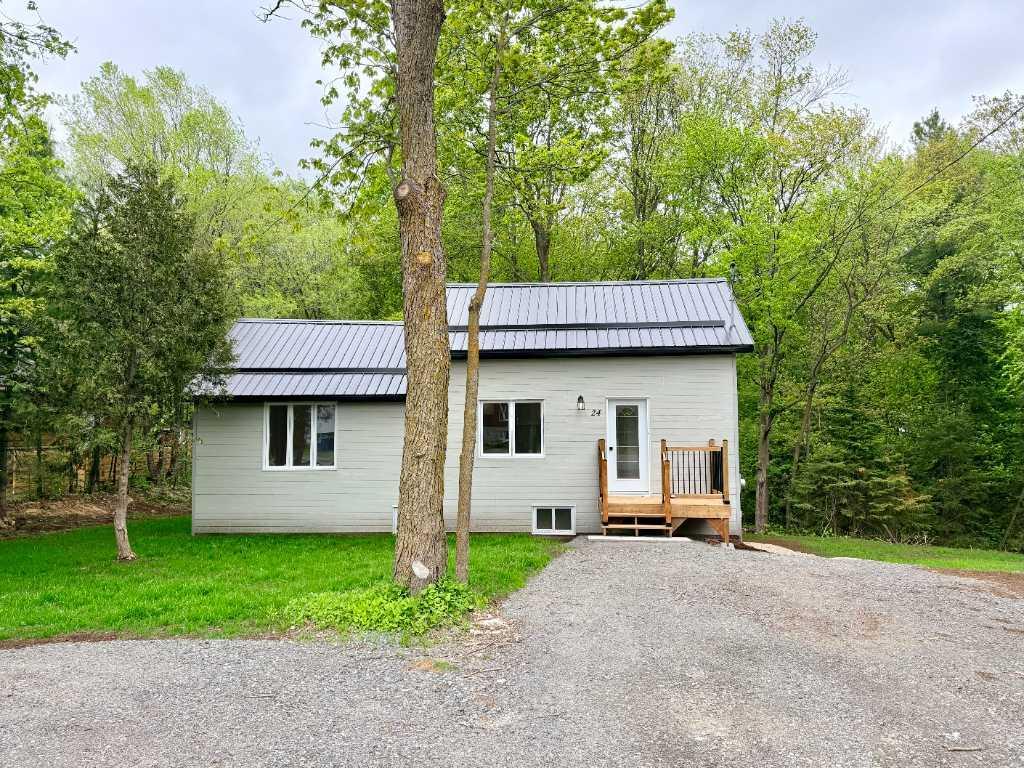 24 Québec 341, Saint-Roch-de-l'Achigan, QC, Canada — photo 2