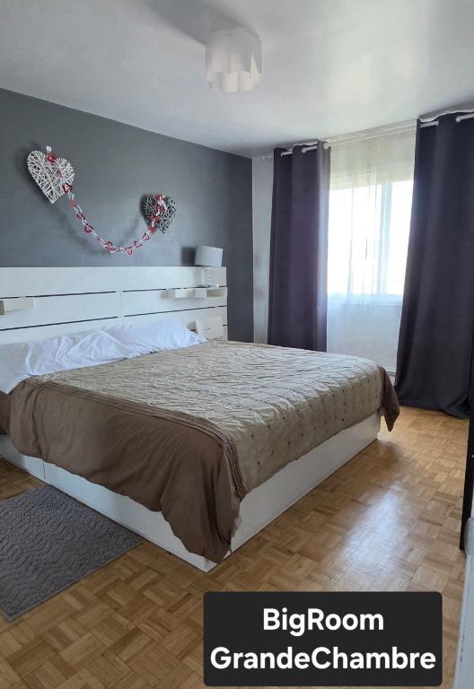 Chambres (2x) a louer (absolument TOUT INCLUS) - ANJOU 1