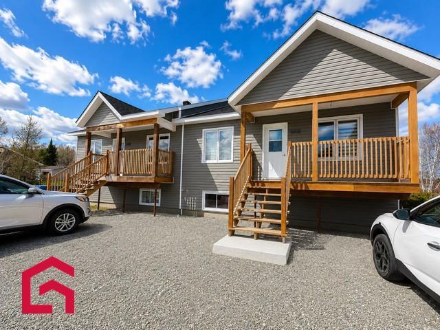 540A 550B 3e Avenue — photo 1