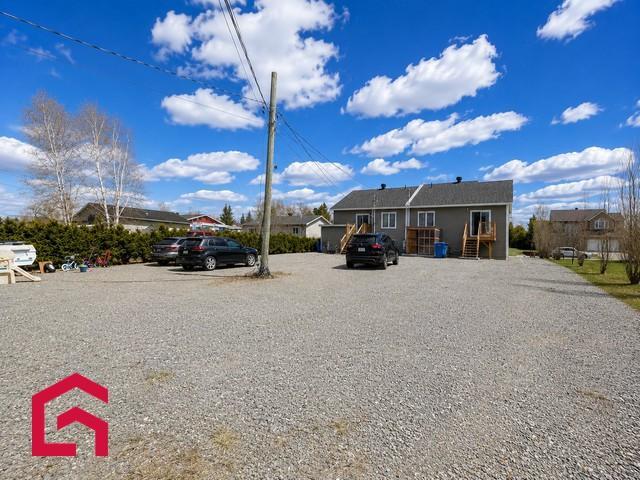 540A 550B 3e Avenue — photo 2