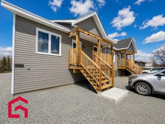 540A 550B 3e Avenue — photo 3