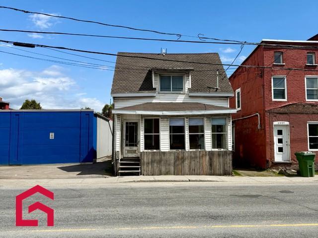 1219 Rue Bellefeuille — photo 2