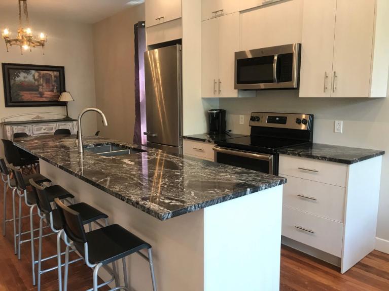 118 Boulevard Saint Joseph Ouest — photo 2