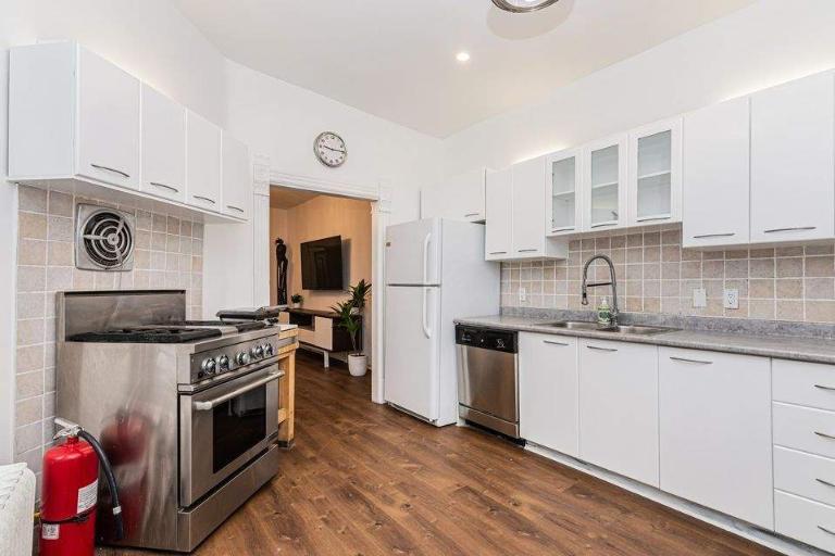 1256 Rue Saint-André — photo 3