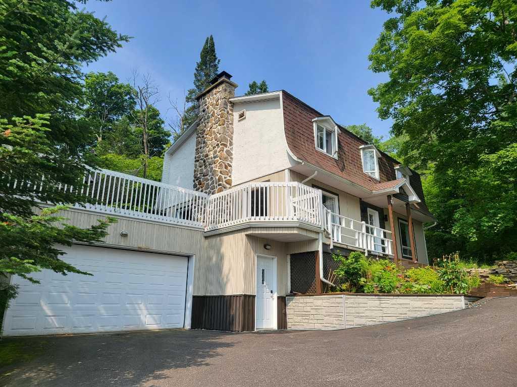 1150 Rue d'Entremonts, Sainte-Adèle, QC, Canada — photo 1