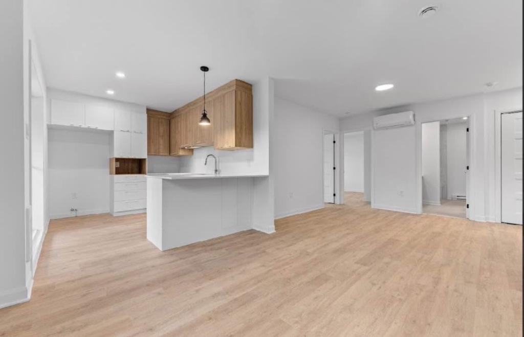 ✨ 4 1/2 NEUFS – DISPONIBLES DÈS JUIN – VALLEYFIELD ✨ 2