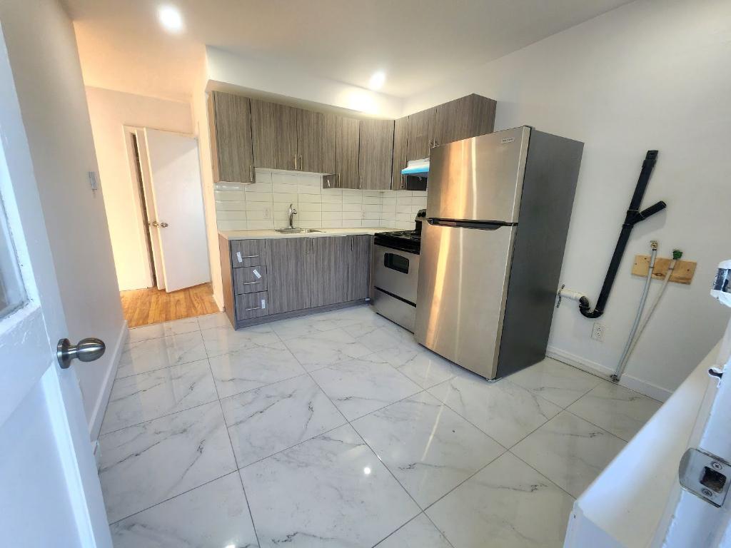 6220 Rue Hamilton — photo 2