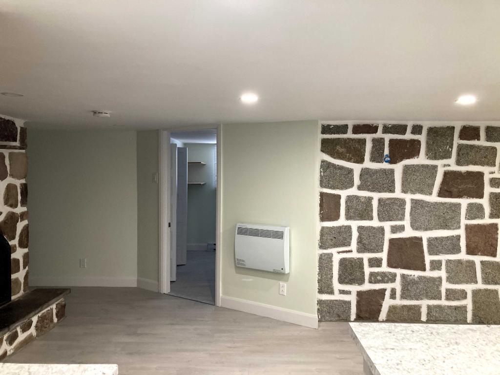 Chambre à louer à Rivière des Prairies 4