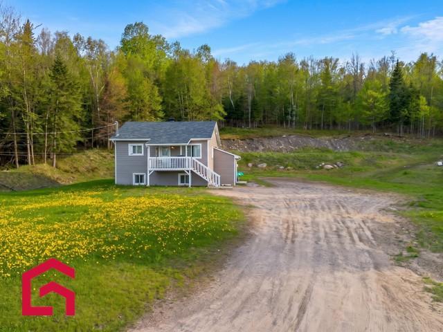 4013 4015 Ch. du Lac-Nadeau — photo 2