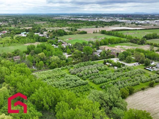4305Z Rg du Haut-St-François — photo 3