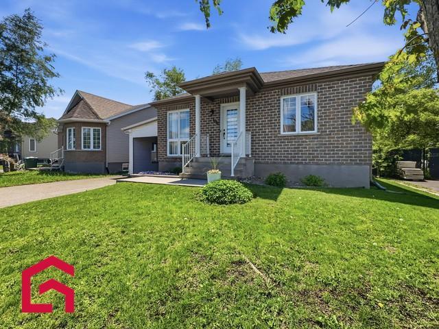 1170 Rue St-Jacques — photo 2