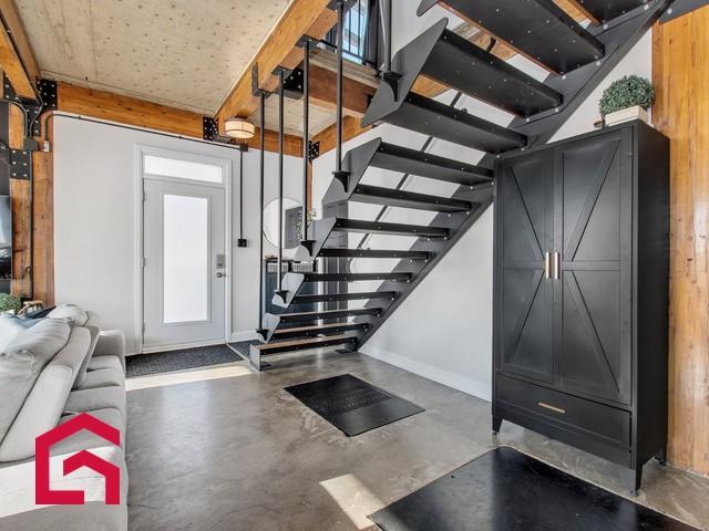 150 26e Avenue — photo 2