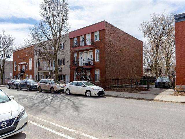 834 844 Rue de l'Église — photo 2