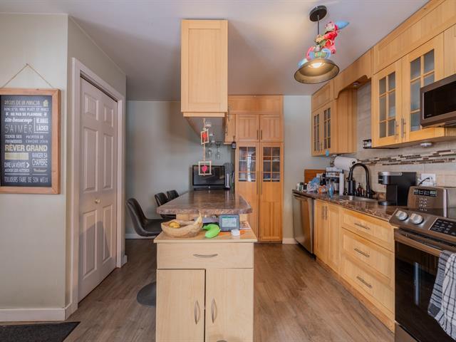 145 149 Rue St-Hubert — photo 3