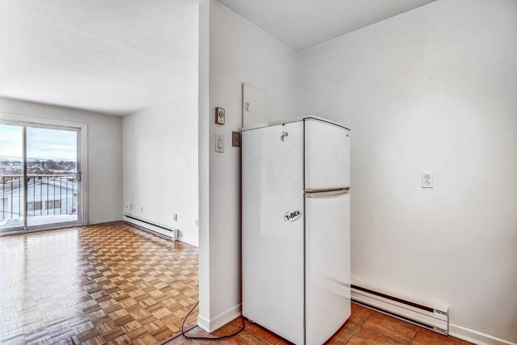 16319 Boul Gouin O app 408 — photo 2