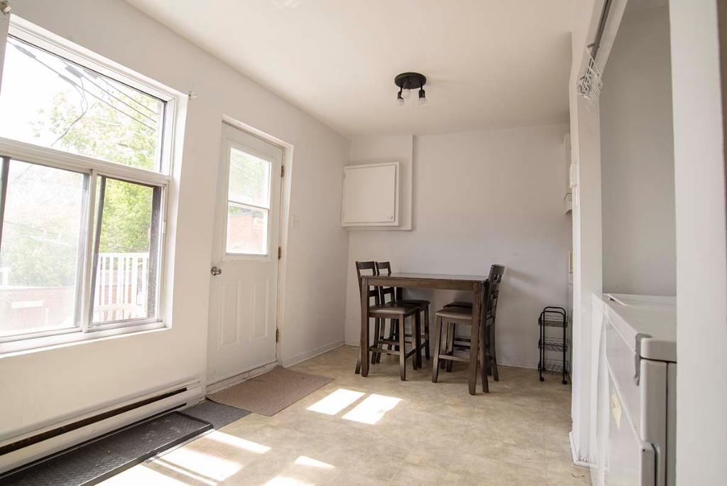 1902 Rue Dufresne — photo 1