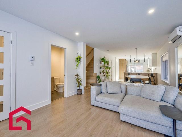 11871 Av. Drapeau — photo 3