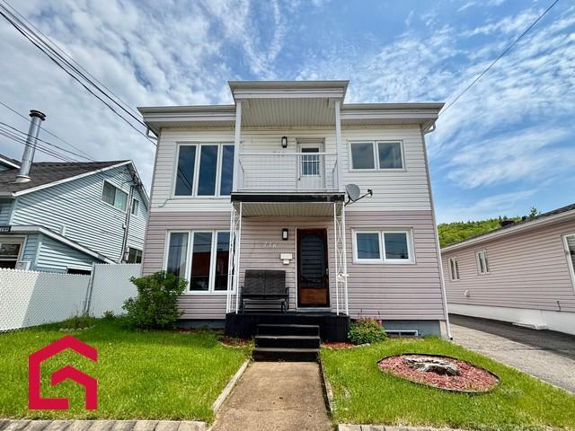 736 738 Rue Réal — photo 1