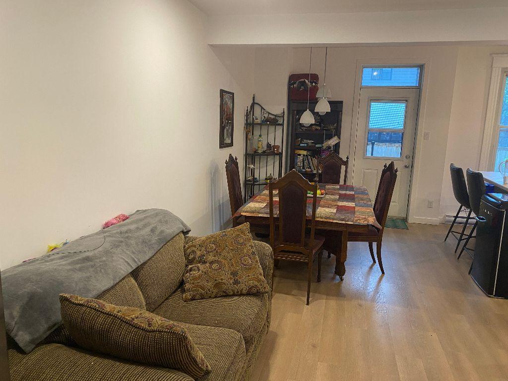 Chambre à louer dans Saint-Sauveur, La Cité Limoilou, Basse-Ville, Québec — photo 1