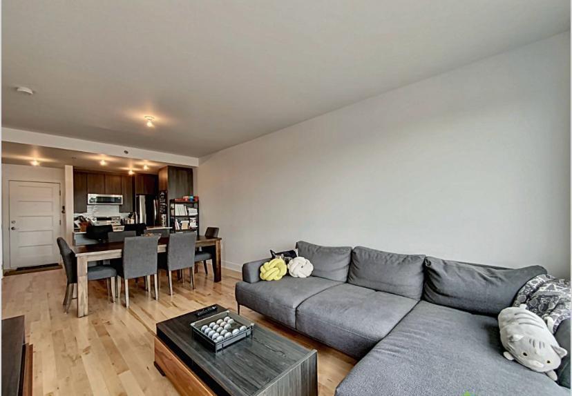 3950 Rue Sherbrooke Est — photo 1