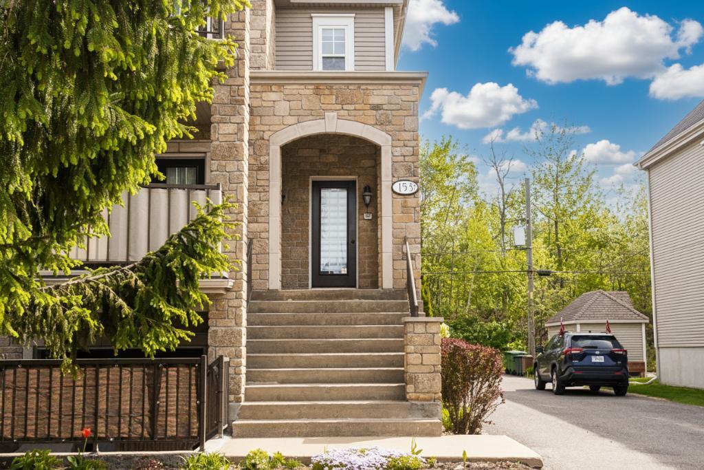 153 Av. du Sablon, Bois-des-Filion, QC, Canada — photo 2