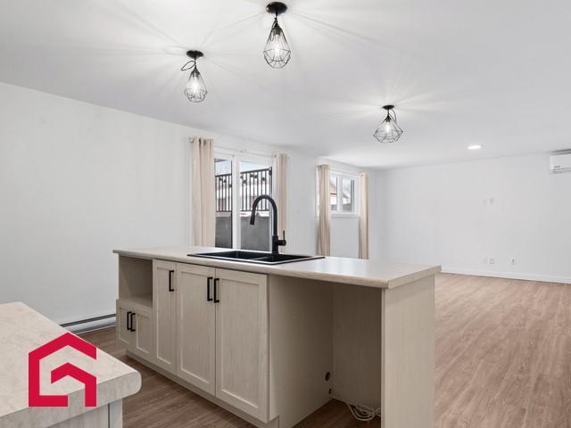 768 772 Ch. St-Jean — photo 3