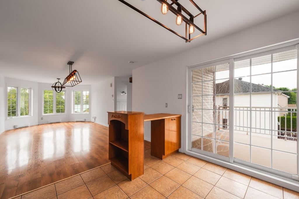 1109 Rue Victorin — photo 3