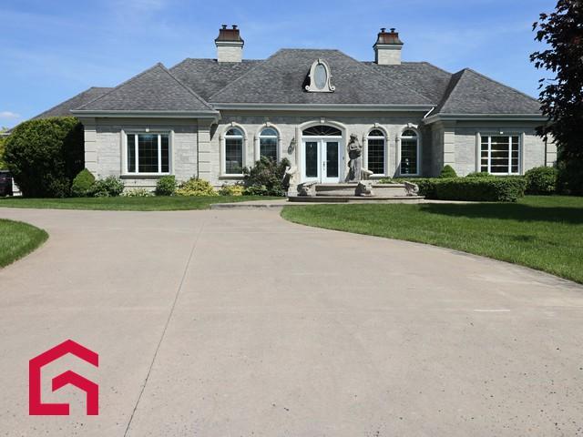 2800 Rue Pierre-De Froment — photo 2