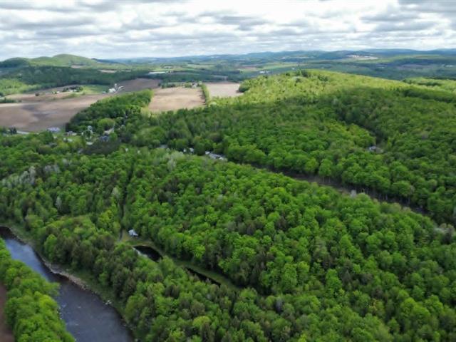 St-Christophe-d'Arthabaska (Centre-du-Québec) : Terre à bois — photo 3
