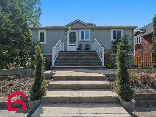 674 Grande Côte E. — photo 1