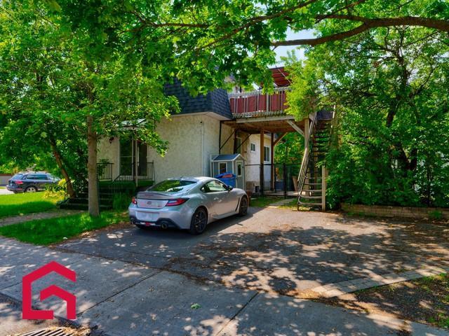 621 622 Rue Front — photo 2