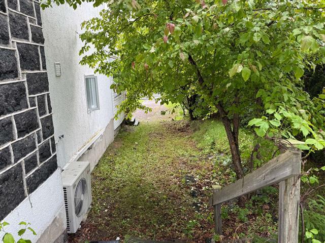 1095 Boul. Auger O. — photo 3