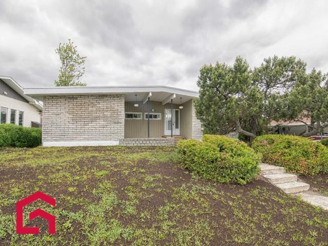 387 389 6e Rue — photo 1