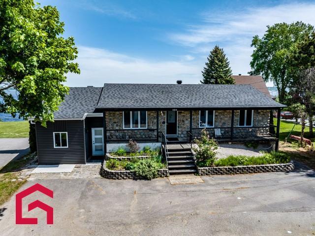980 980A Rue Notre-Dame E. — photo 2