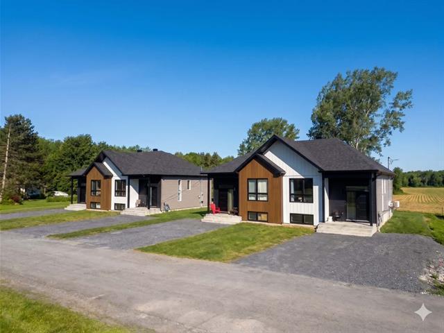 115 Ch. Derick — photo 1