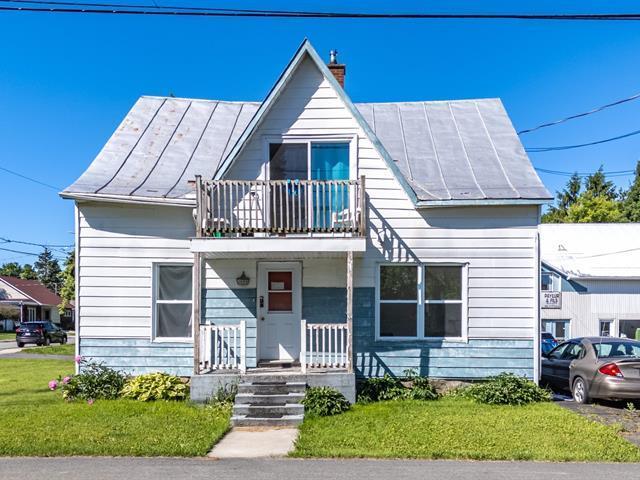 1489 1493 Av. St-Charles — photo 1