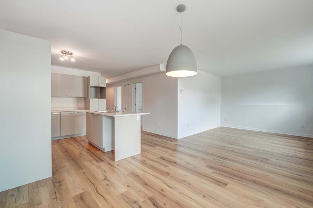 553 Rue de Chenonceau — photo 2