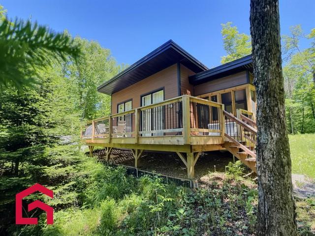 196 Ch. de la Montagne — photo 2
