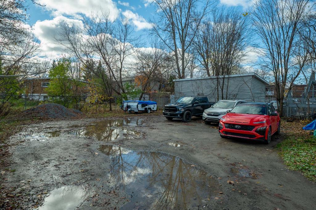 180 Boulevard Sainte-Rose, Laval, QC, Canada — photo 2