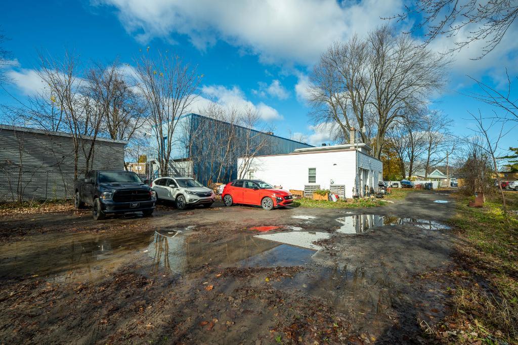 180 Boulevard Sainte-Rose, Laval, QC, Canada — photo 3
