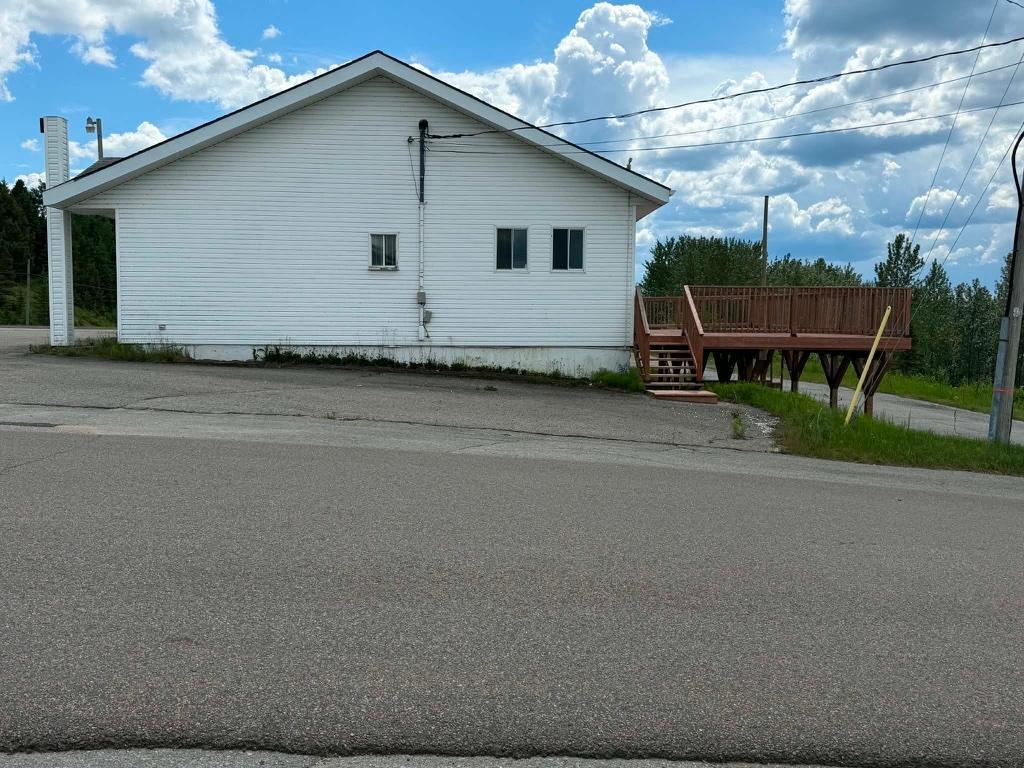 202 Rte Victor-Delamarre Lac-Bouchette, QC, Canada — photo 3