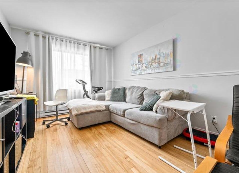 9310 Avenue Bruchési — photo 3