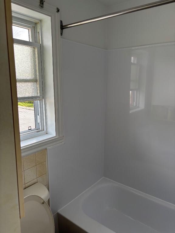Beau 3 1/2 lumineux, frais repeint 3