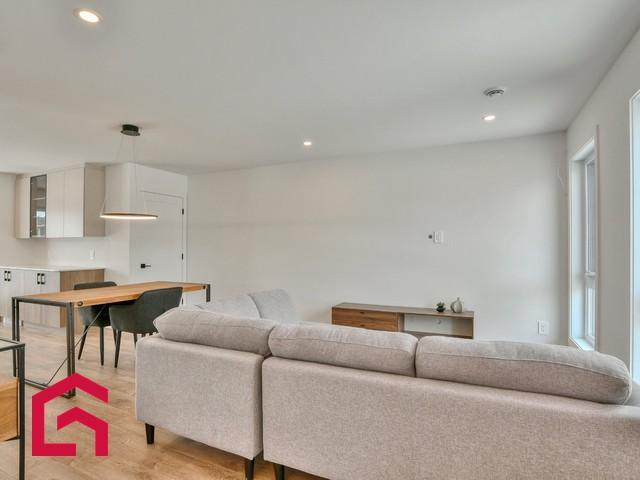 496 Rue du Muscat — photo 3