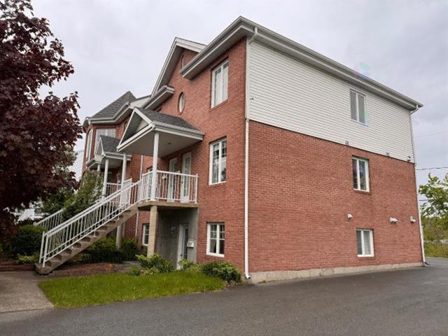 522 528 Imp. du Rocher — photo 2