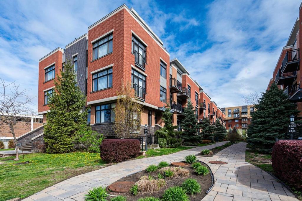 2268 Rue Victoria app. 6, Montréal, QC, Canada — photo 1
