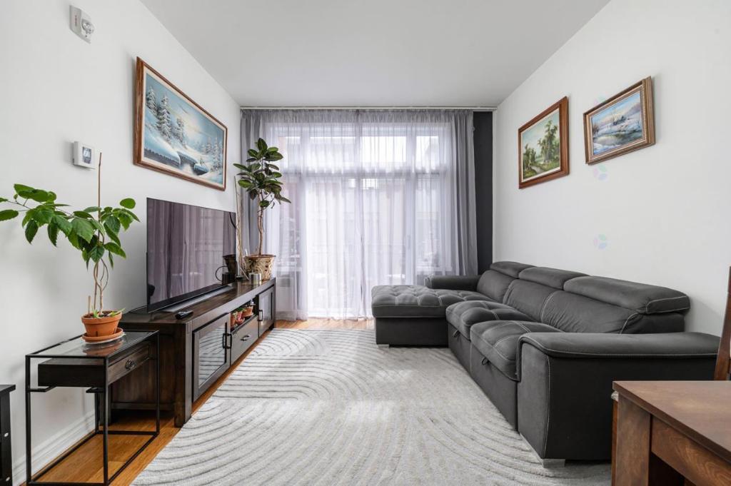 2268 Rue Victoria app. 6, Montréal, QC, Canada — photo 2
