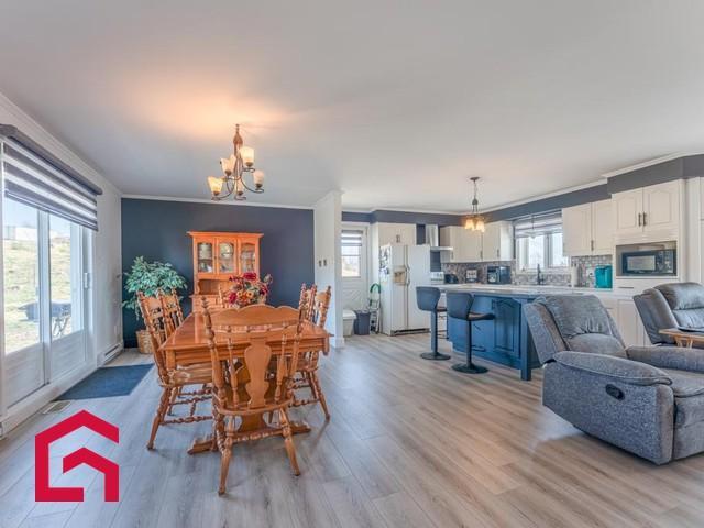 238 Rue Caron — photo 3