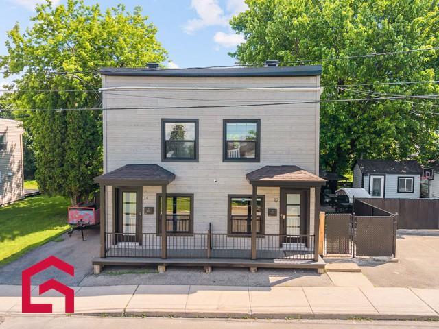 12 14 Rue St-Denis — photo 2